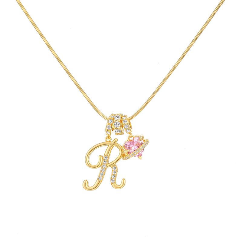 Collier avec pendentif cœur initial