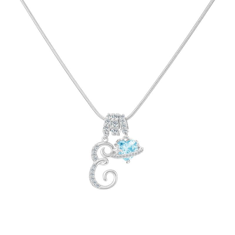 Collier avec pendentif cœur initial