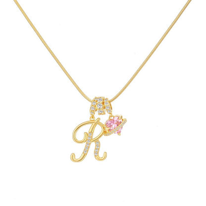 Collier avec pendentif cœur initial