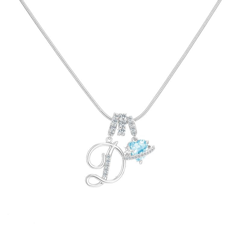 Collier avec pendentif cœur initial