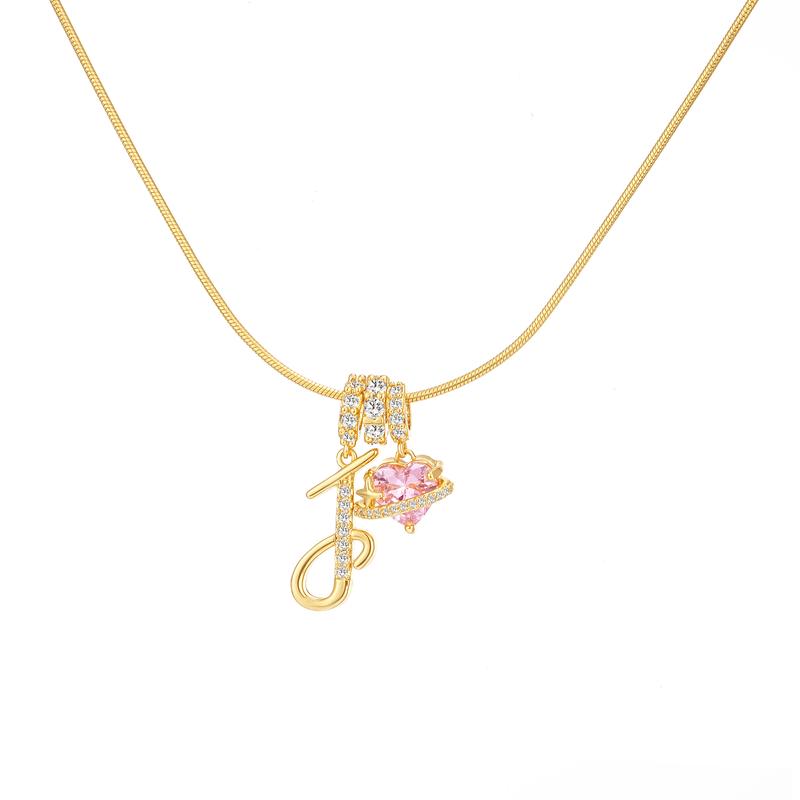 Collier avec pendentif cœur initial