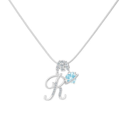 Collier avec pendentif cœur initial