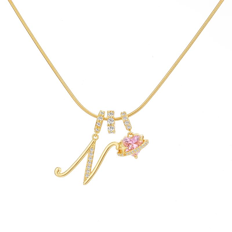 Collier avec pendentif cœur initial