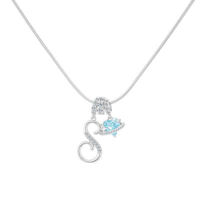 Collier avec pendentif cœur initial