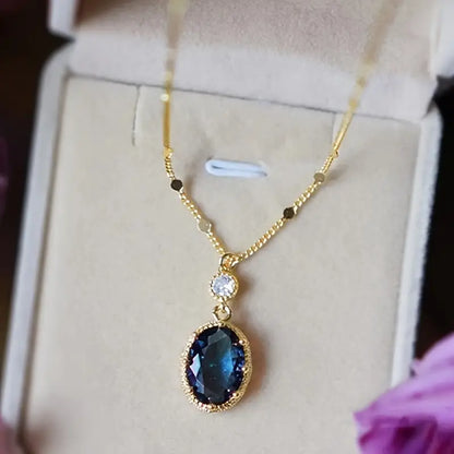 Collier en Or Thessia Lunebray