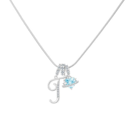 Collier avec pendentif cœur initial