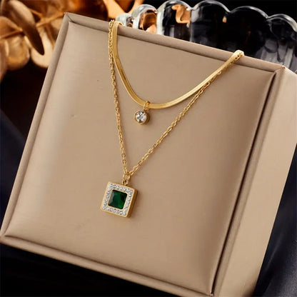 Collier Émeraude Klára