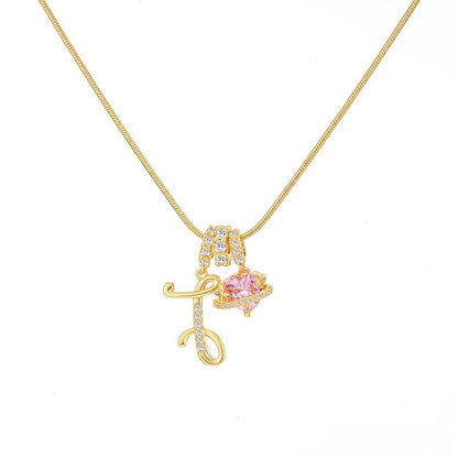 Collier avec pendentif cœur initial
