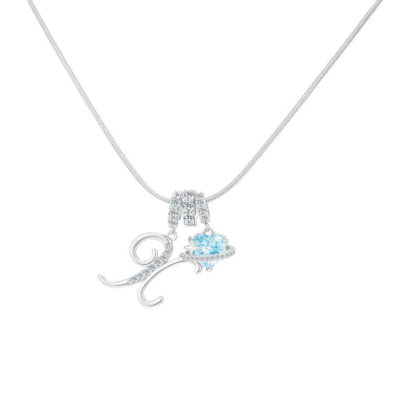 Collier avec pendentif cœur initial