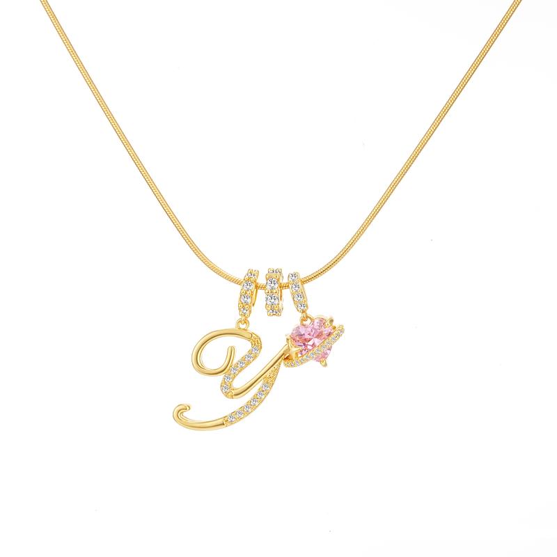 Collier avec pendentif cœur initial