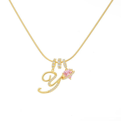 Collier avec pendentif cœur initial