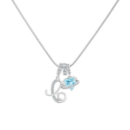 Collier avec pendentif cœur initial