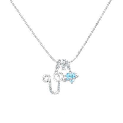 Collier avec pendentif cœur initial