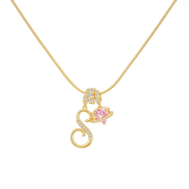 Collier avec pendentif cœur initial