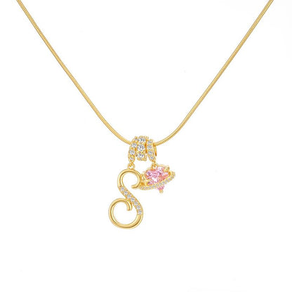 Collier avec pendentif cœur initial