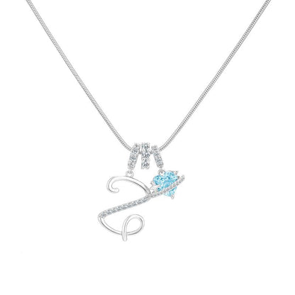 Collier avec pendentif cœur initial