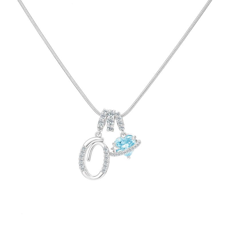 Collier avec pendentif cœur initial
