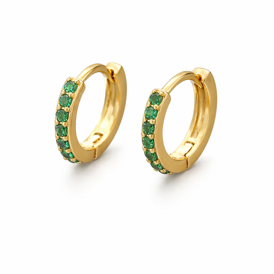 Boucles d’oreilles en or avec pierres délicates