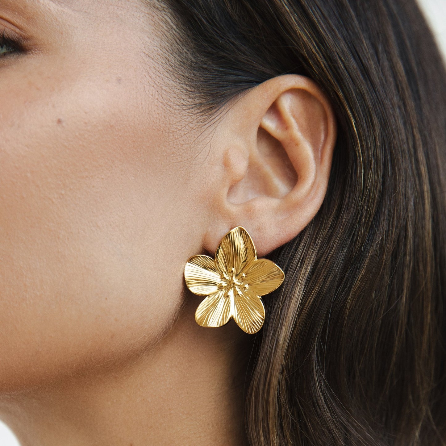 Boucles fleur or