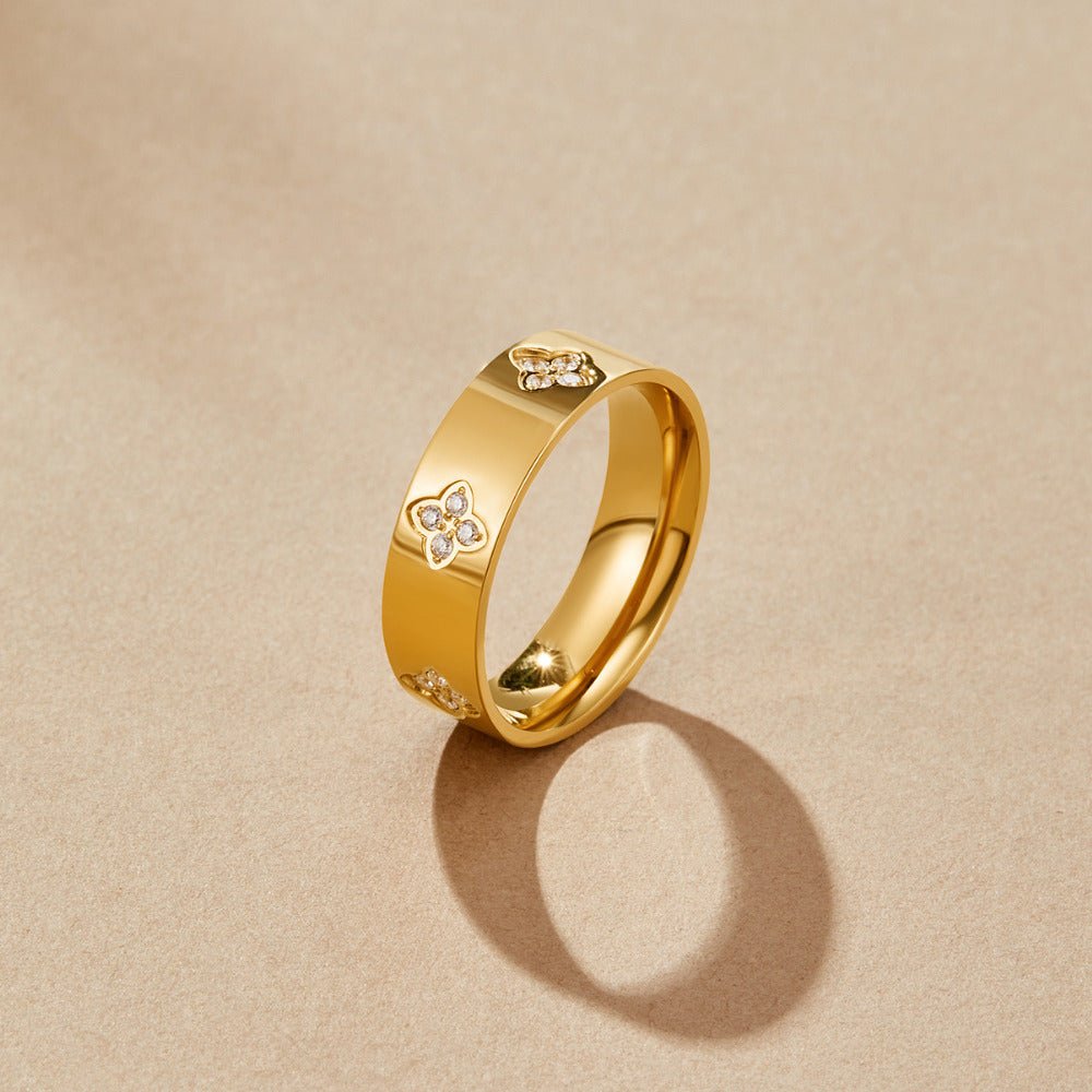 Bague Trèfle Dorée Cristaux