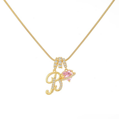 Collier avec pendentif cœur initial
