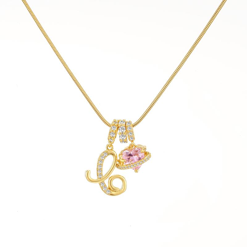 Collier avec pendentif cœur initial