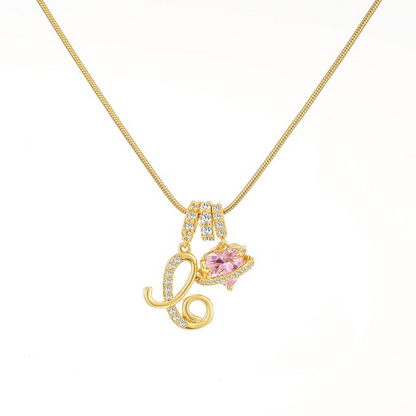 Collier avec pendentif cœur initial