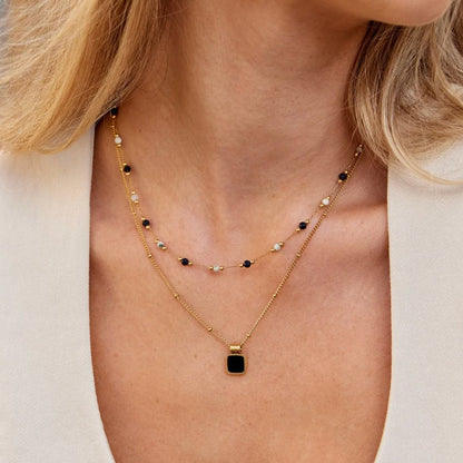 Collier Lucia avec Pendentif Noir