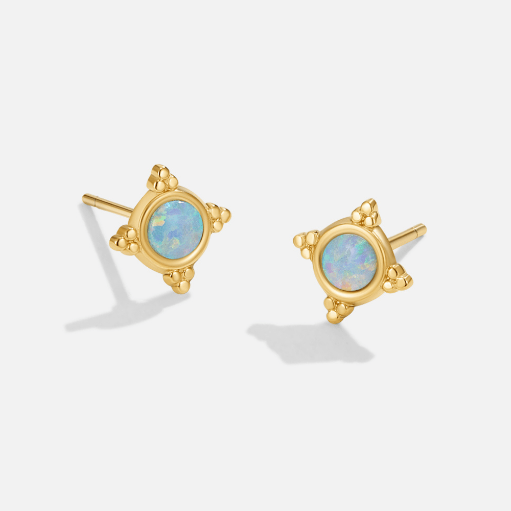 Clous opale bleue vintage